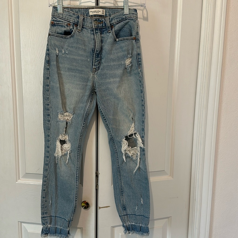Blue skinny jeans